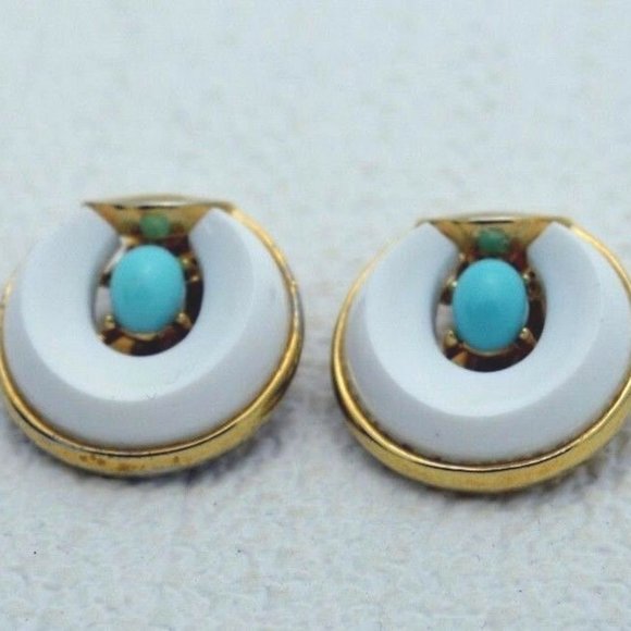 Trifari Jewelry - 1958 CROWN TRIFARI Gold Tone SANTA ANITA White